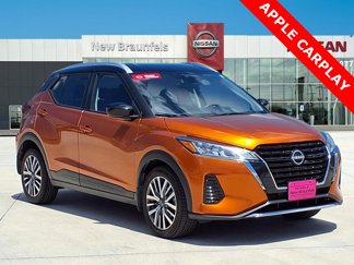 Certified 2023 Nissan Kicks SV image 1