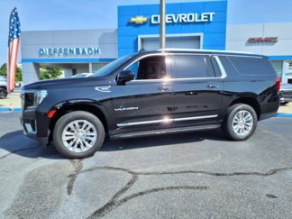 Used 2023 GMC Yukon XL SLT image 1