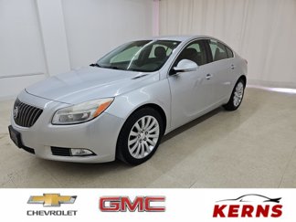 Used 2013 Buick Regal Premium image 1