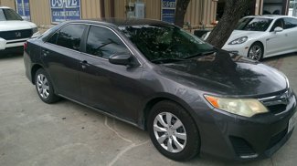 Used 2014 Toyota Camry LE image 1
