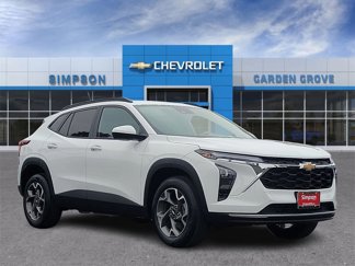 New 2025 Chevrolet Trax LT w/ Driver Confidence Package image 1