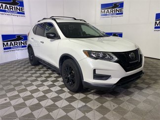 Used 2018 Nissan Rogue SV image 1