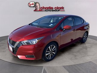 Used 2021 Nissan Versa SV image 1