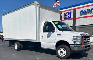 Used 2017 Ford E-450 and Econoline 450 Super Duty image 1
