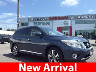 Used 2015 Nissan Pathfinder Platinum image 1