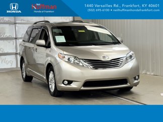 Used 2015 Toyota Sienna L image 1