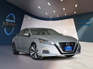 Used 2021 Nissan Altima 2.5 SV image 1