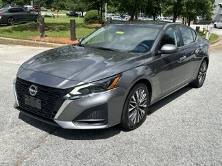 Used 2023 Nissan Altima 2.5 SV image 1