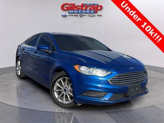 Used 2017 Ford Fusion SE image 1