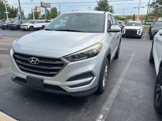Used 2016 Hyundai Tucson SE image 1