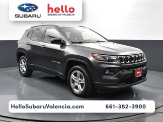 Used 2023 Jeep Compass Latitude image 1
