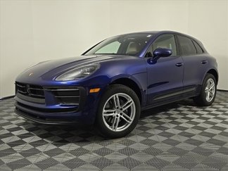 Used 2025 Porsche Macan image 1