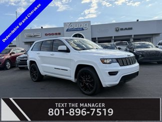 Used 2022 Jeep Grand Cherokee Laredo X image 1