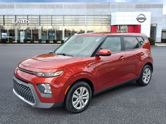 Used 2022 Kia Soul LX image 1