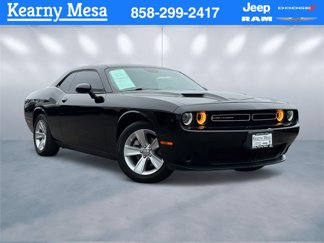 Used 2023 Dodge Challenger SXT image 1