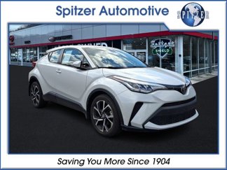 Used 2022 Toyota C-HR XLE image 1