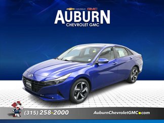Used 2023 Hyundai Elantra SEL w/ Convenience Package image 1