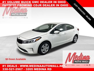 Used 2017 Kia Forte LX image 1