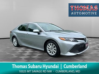 Used 2019 Toyota Camry LE image 1
