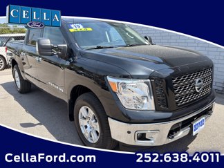 Used 2019 Nissan Titan SV w/ SV Convenience Package image 1