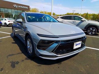 New 2025 Hyundai Sonata SE image 1