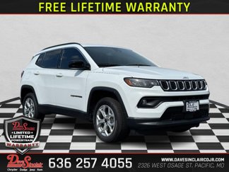 New 2025 Jeep Compass Latitude image 1