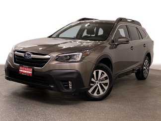 Used 2022 Subaru Outback Premium image 1
