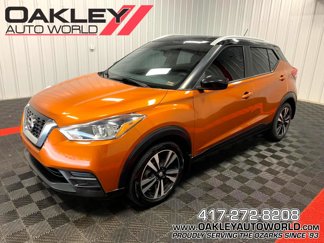 Used 2019 Nissan Kicks SV image 1
