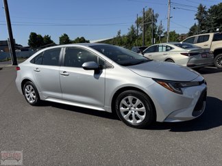 Certified 2022 Toyota Corolla LE image 1