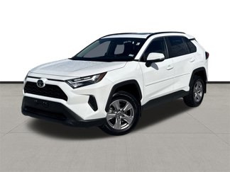 Used 2023 Toyota RAV4 XLE image 1