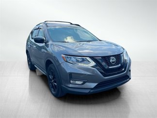 Used 2018 Nissan Rogue SV image 1