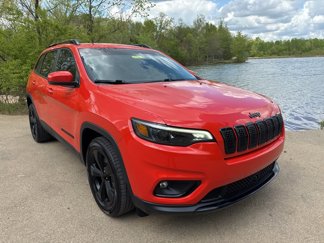 Used 2021 Jeep Cherokee Latitude Plus image 1