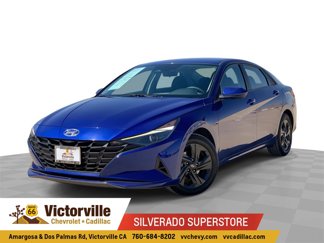 Used 2023 Hyundai Elantra SEL image 1