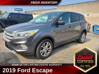 Used 2019 Ford Escape SE image 1