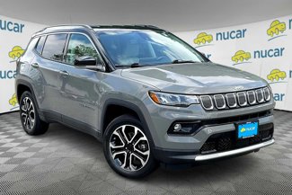 Used 2022 Jeep Compass Limited image 1