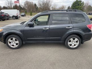 Used 2010 Subaru Forester 2.5X Premium image 1