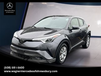 Used 2019 Toyota C-HR LE image 1