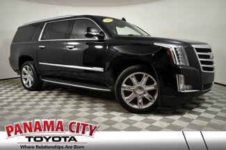 Used 2018 Cadillac Escalade ESV Premium Luxury image 1