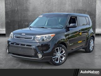Used 2016 Kia Soul + image 1