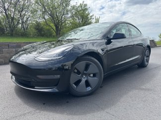 Used 2022 Tesla Model 3 Long Range image 1