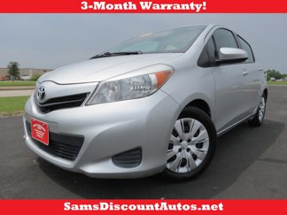 Used 2014 Toyota Yaris L image 1