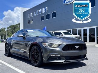 Used 2017 Ford Mustang Coupe image 1