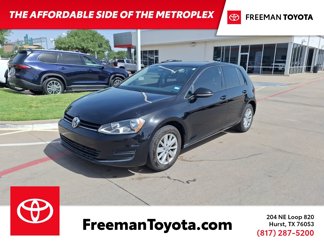 Used 2015 Volkswagen Golf S image 1
