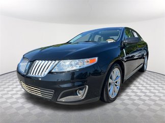 Used 2010 Lincoln MKS image 1