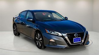 Used 2019 Nissan Altima 2.5 SV image 1