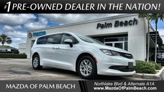 Used 2023 Chrysler Voyager LX image 1