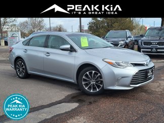 Used 2016 Toyota Avalon XLE image 1