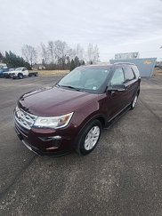 Used 2018 Ford Explorer XLT w/ Equipment Group 202A image 1