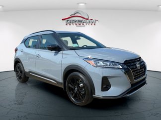 New 2024 Nissan Kicks SR image 1