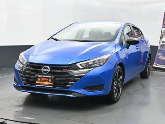 Used 2024 Nissan Versa SR image 1